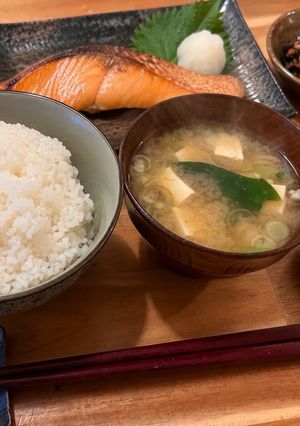 栄養満点!朝ごはんにも!具沢山お味噌汁-レシピのメイン写真