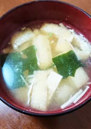 セロリとえのきの味噌汁♪-レシピのメイン写真