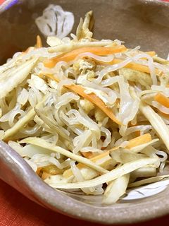 食物繊維の宝庫!白滝入りきんぴらごぼう-レシピのメイン写真