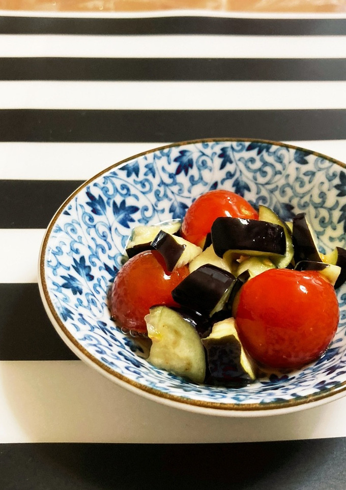 茄子とトマトの白だし漬け ナスは生食OK-レシピのメイン写真