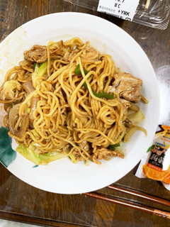 お一人様!市販の焼きそばに和風甘酢隠し味-レシピのメイン写真