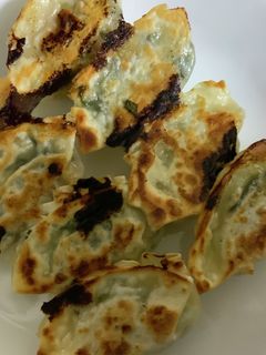 我が家の定番餃子(青紫蘇チーズ、普通)-レシピのメイン写真