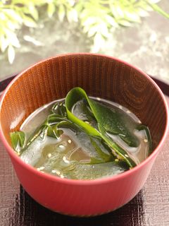 簡単!生わかめのお味噌汁 中華風味-レシピのメイン写真