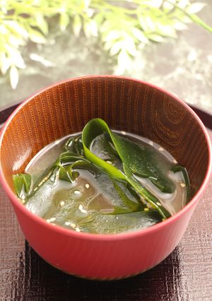 簡単！生わかめのお味噌汁　中華風味-レシピのメイン写真