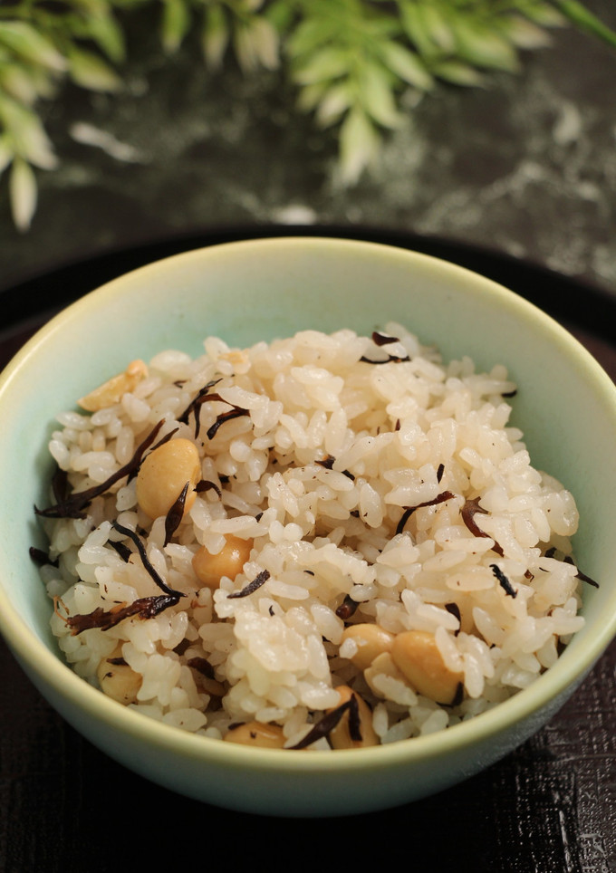 簡単！大豆とひじきの炊き込みご飯-レシピのメイン写真