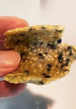 セサミチュイール風　　ごま薄焼きクッキー-レシピのメイン写真