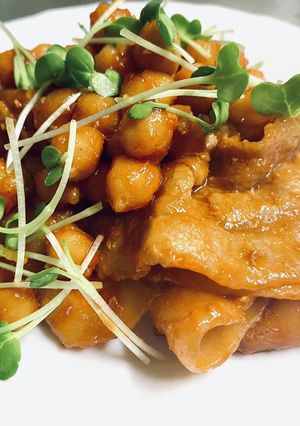 豚肉とひよこ豆ポークチャップ『ひよこ豚』-レシピのメイン写真