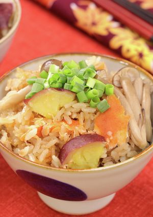 焼き鮭とさつまいもの中華風炊き込みご飯-レシピのメイン写真