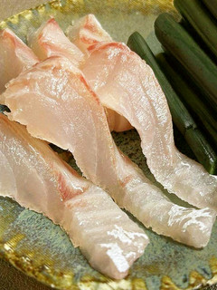 すずき(鱸)の昆布締め~魚の駅生地~-レシピのメイン写真