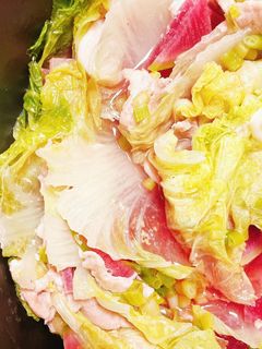 簡単!豚と白菜のミルフィーユ鍋-レシピのメイン写真