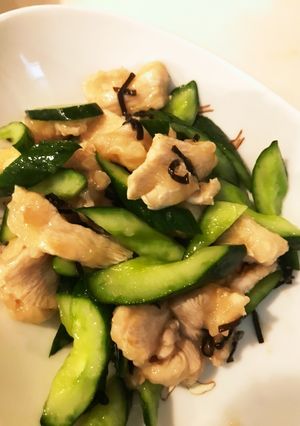 鶏胸肉とキュウリの塩昆布あえ-レシピのメイン写真