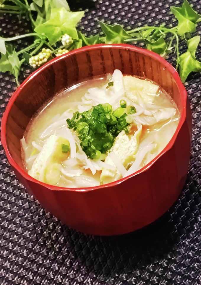 もやしと薄揚げ舞茸のお味噌汁-レシピのメイン写真