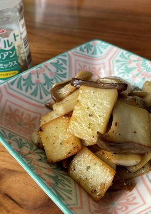 ハーブソルトで作る　簡単エリンギ炒め-レシピのメイン写真