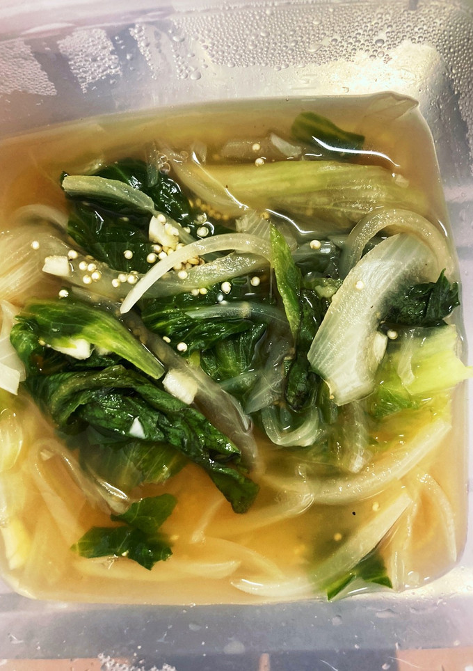 レタスと玉ねぎのスープ-レシピのメイン写真