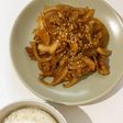 ご飯に合う!韓国風甘辛やみつき豚肉炒め