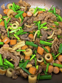 簡単、牛肉しめじとウインナー炒め-レシピのメイン写真