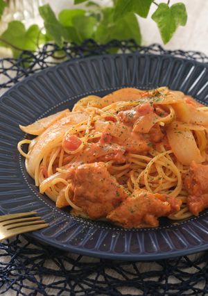 トマト味のチキンとトマトクリームのパスタ-レシピのメイン写真