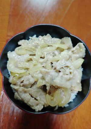 お肉やわらか♪ガッツリ味噌豚丼-レシピのメイン写真