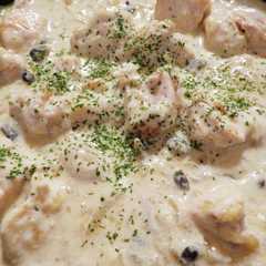 รูปของ 時短♪鶏むね肉のクリーム煮☆