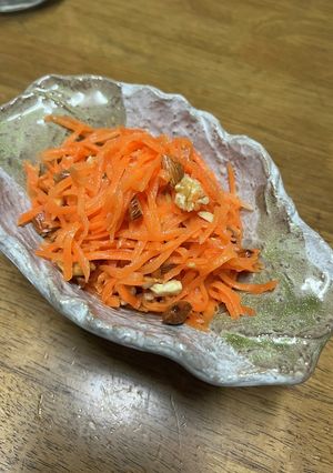 ナッツたっぷりキャロットラペ-レシピのメイン写真