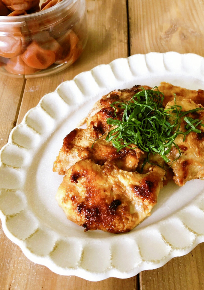 簡単♪鶏胸肉の梅もろみ焼き-レシピのメイン写真