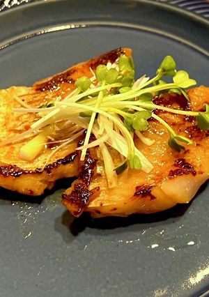 【簡単】白身魚のガリバタ醤油ステーキ-レシピのメイン写真