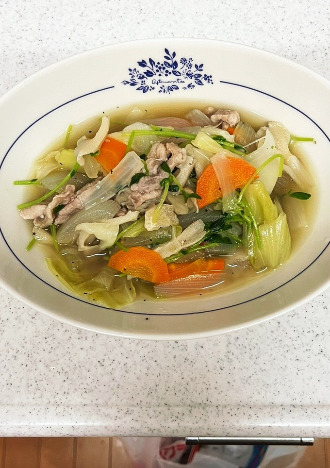 豚肉と豆苗の旨塩煮 自分用-レシピのメイン写真