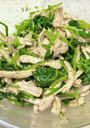 鶏むね肉とほうれん草の胡麻和え-レシピのメイン写真