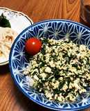 モロヘイヤ・鶏ひき肉・豆腐のネバネバ丼！