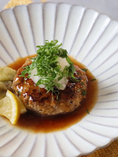 ヘルシーだけど大満足☆簡単豆腐ハンバーグ-レシピのメイン写真
