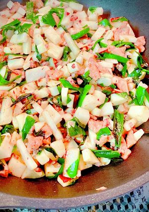 シャキシャキ大和芋の挽肉ニラ炒め-レシピのメイン写真
