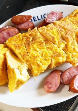 卵焼き器で、朝のオムレツ(塩卵焼き)-レシピのメイン写真