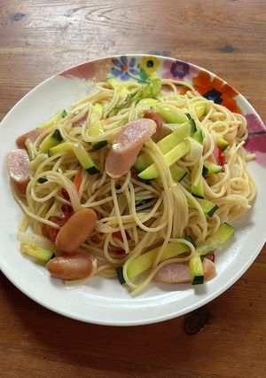 ズッキーニとソーセージのペペロンチーノ-レシピのメイン写真