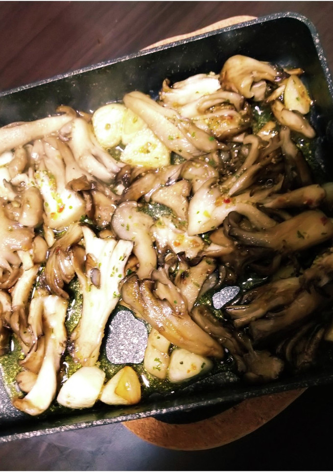 卵焼き器で舞茸のアヒージョ-レシピのメイン写真