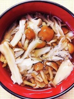 簡単!なめこと エリンギ 舞茸のお吸い物-レシピのメイン写真