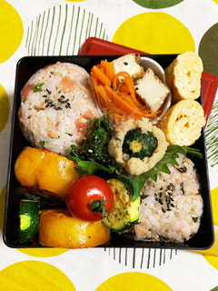 6/13 よっちゃん鮭おにぎり弁当-レシピのメイン写真