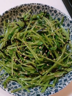 簡単!やみつき♪豆苗の塩昆布ナムル♪-レシピのメイン写真