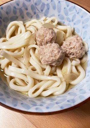 鶏団子うどん、温かい-レシピのメイン写真
