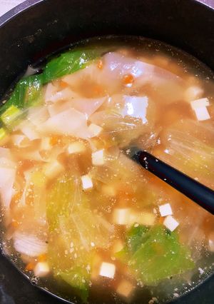 鶏肉の煮汁でワンタンスープ！-レシピのメイン写真