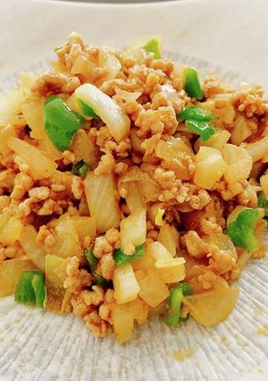 カレー香る、ピーマン、玉ねぎの豚肉そぼろ-レシピのメイン写真