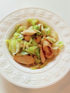 キャベツと魚肉ソーセージの炒め物-レシピのメイン写真