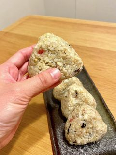 お茶漬けおにぎり-レシピのメイン写真
