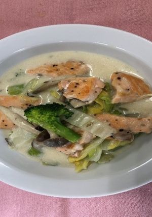 （健康づくり）鮭とはくさいのクリーム煮-レシピのメイン写真