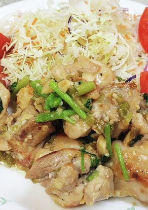 簡単!鶏もも肉のパクチー炒め-レシピのメイン写真
