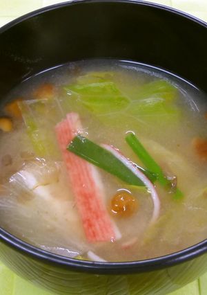 包丁不要レタスたっぷりシャキシャキみそ汁-レシピのメイン写真