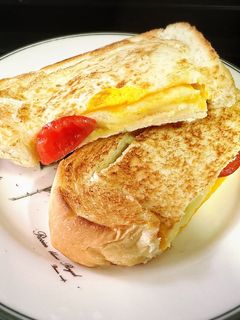 ワンパン 目玉焼きチーズトースト-レシピのメイン写真