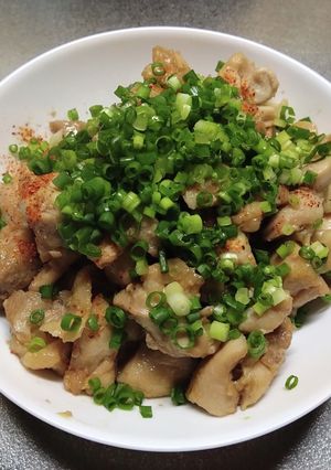 鶏胸肉でヘルシー!串なしコロコロ焼き鳥-レシピのメイン写真