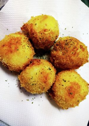 簡単！チーズ香るまんまるコーンコロッケ-レシピのメイン写真