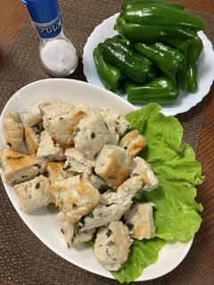 丸めずラクラク♡鶏塩つくね&生ピーマン-レシピのメイン写真