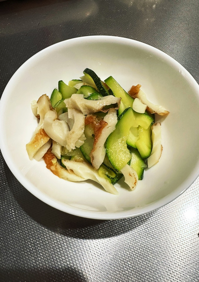 ズッキーニとちくわの炒め物-レシピのメイン写真
